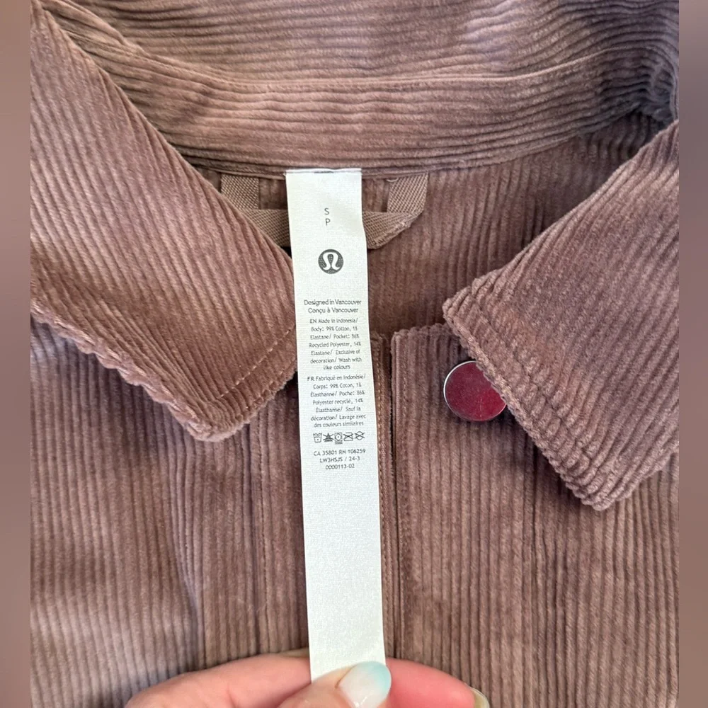 lululemon athletica Corduroy Shirt Jacket - Size Small - NWT - Picture 2 of 4